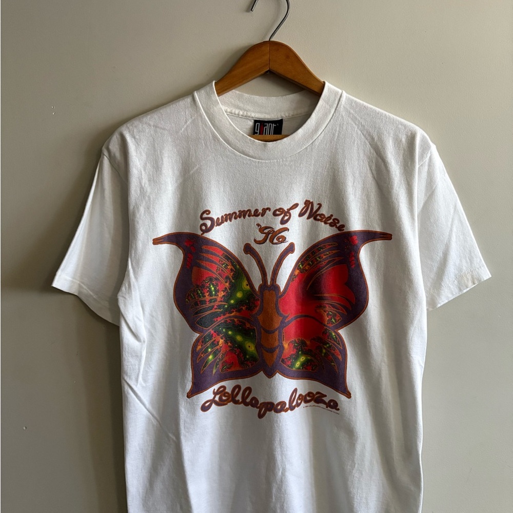 Vintage 1997 Lollapalooza concert tee